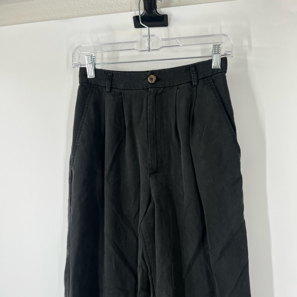 Reformation Mason High Rise Pleated Pants Black - Picture 3 of 8
